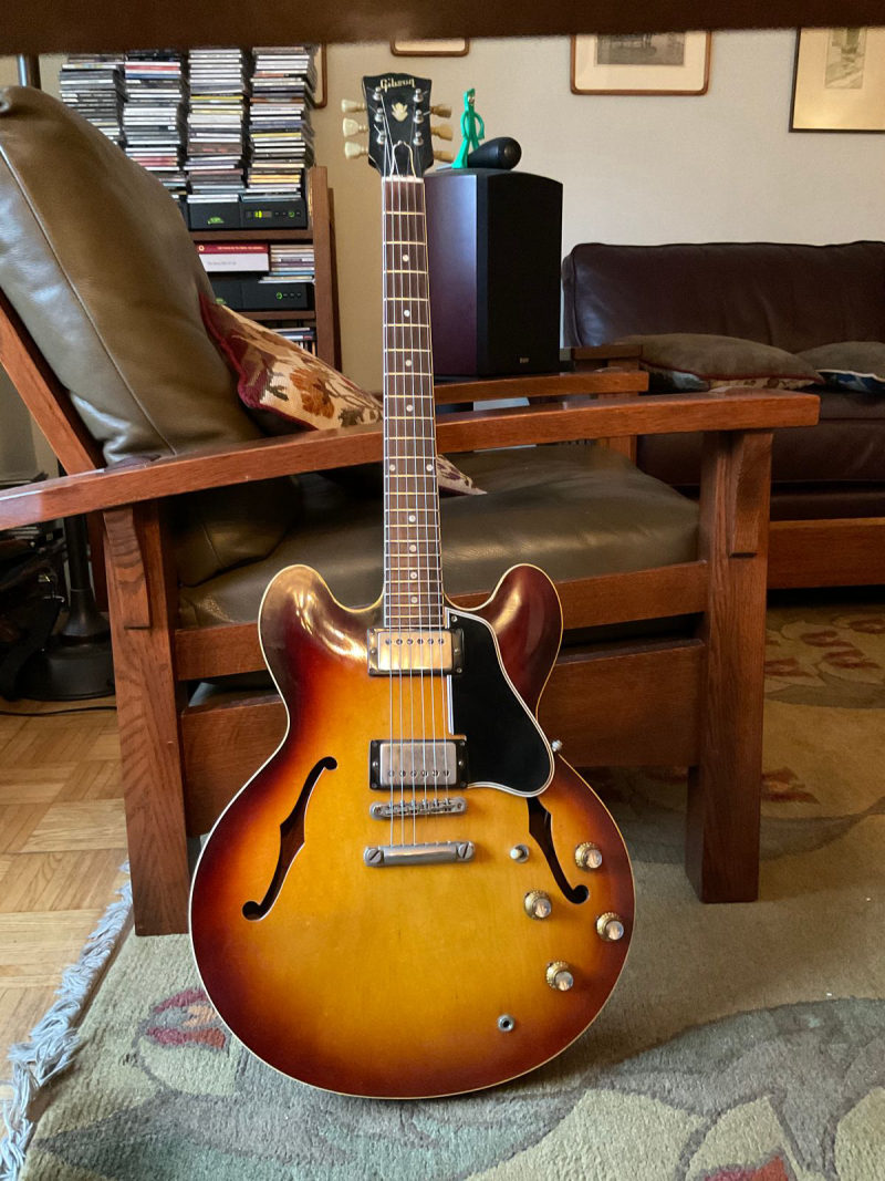 Electric guitar